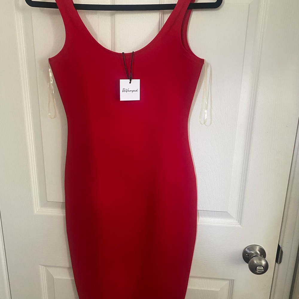 NWT Revamped Scarlet Midi Dress